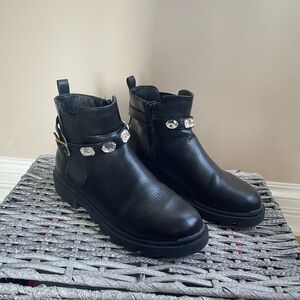 Big girls, black bootie, size 5, used
